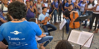 Estudantes da rede estadual participam de feira literária em Simões Filho 